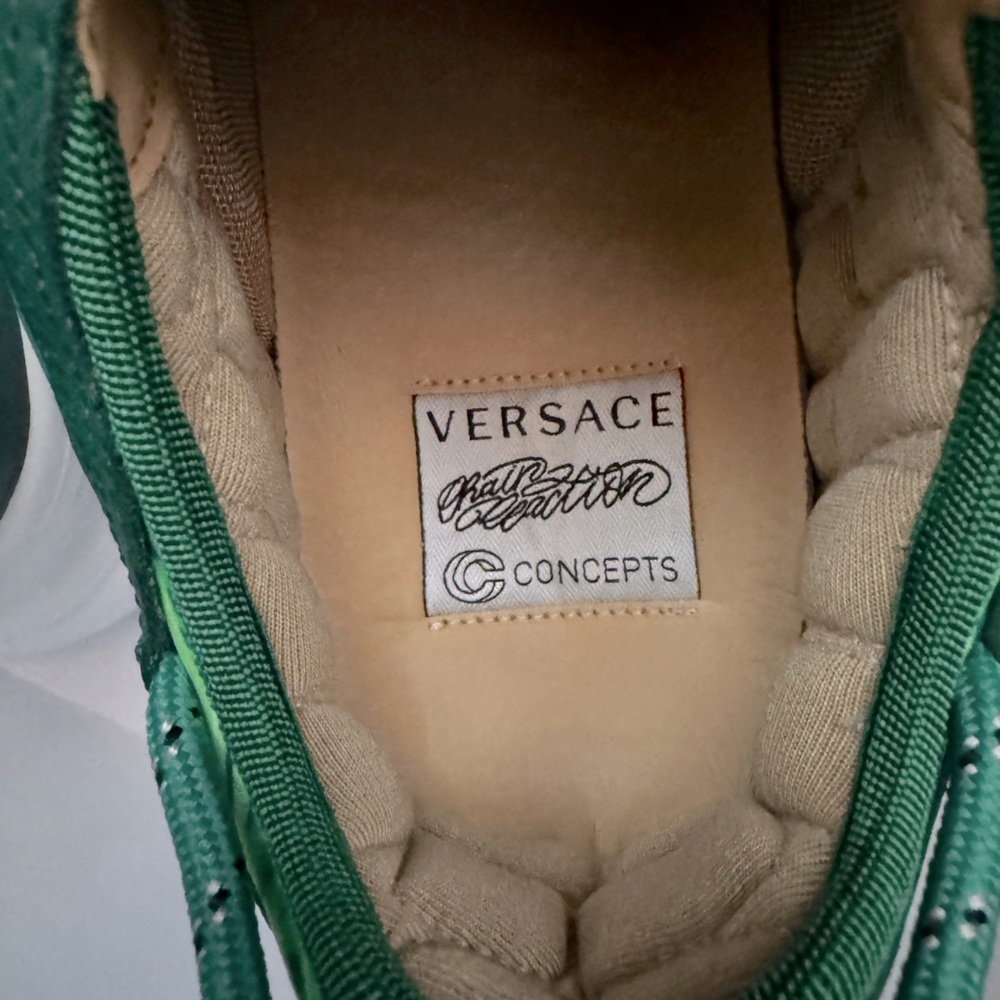 Versace x Concept chain reaction sneakers medusa greca green emerald 37.5 NWT - Picture 16 of 16